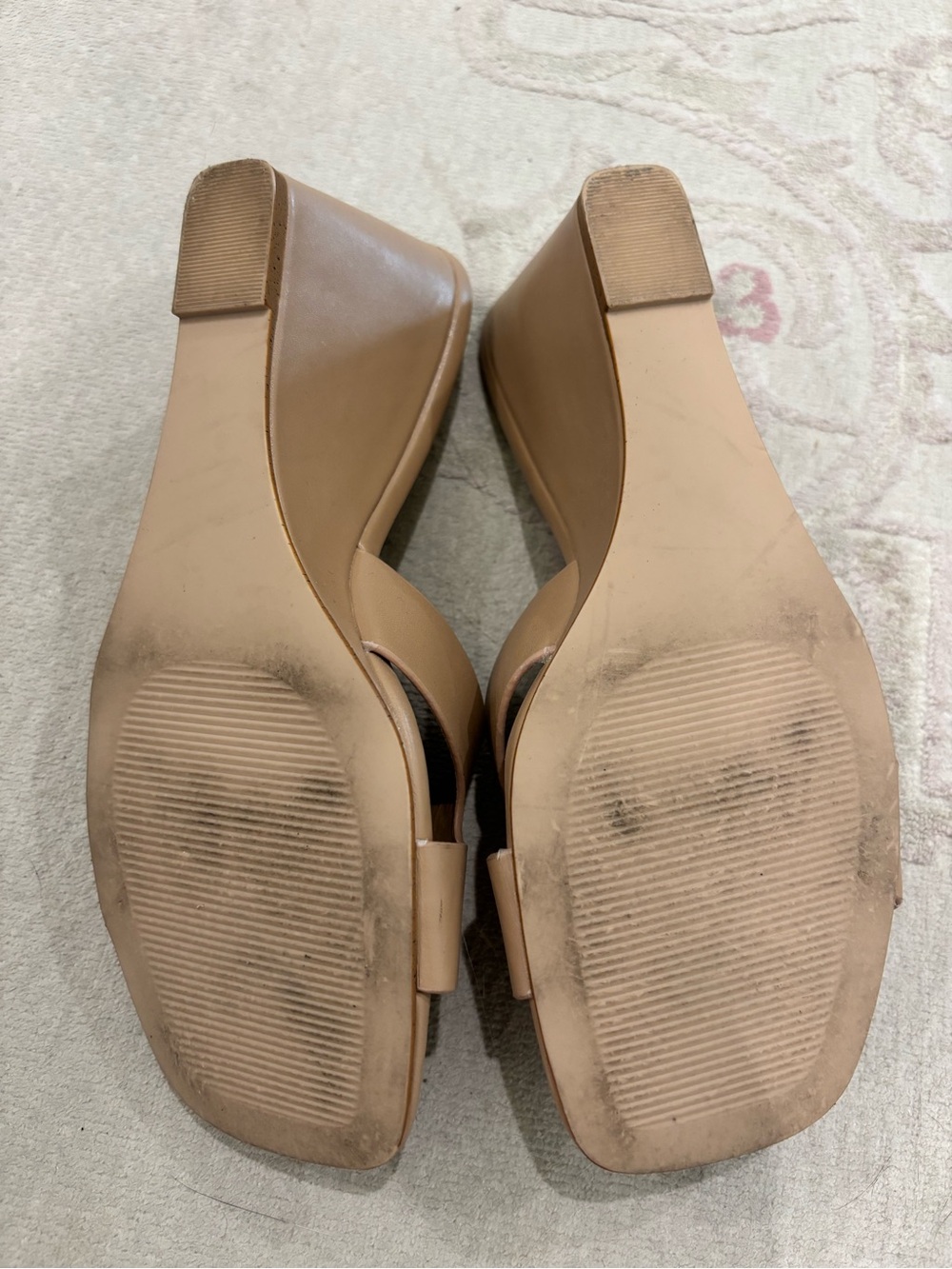Madden Girl Nude Beige Size 7.5 Wedge Sandals Heel Shoe EUC - Picture 6 of 7